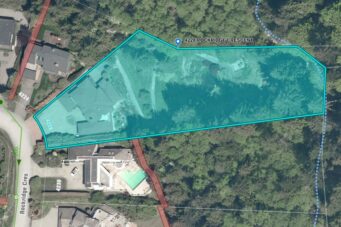 4228 Rockridge Crescent